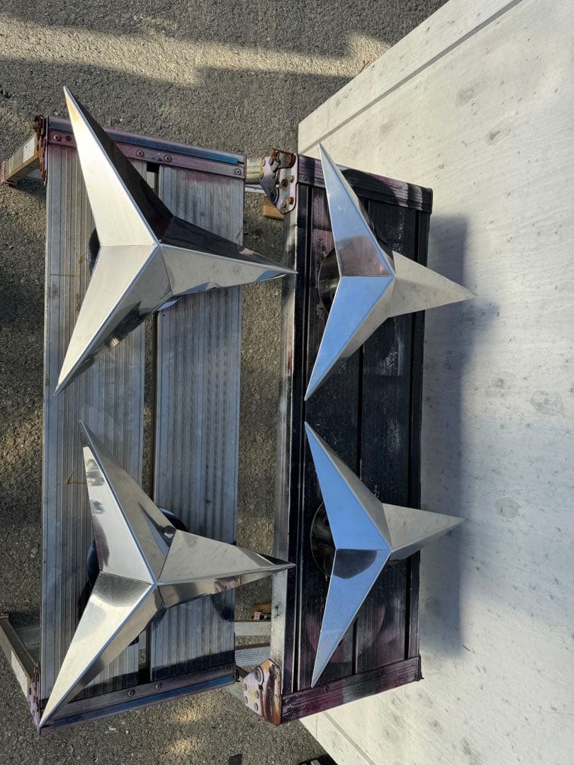スピンナー　22.5インチ　4個セット　デコトラ　ホイールマーカー