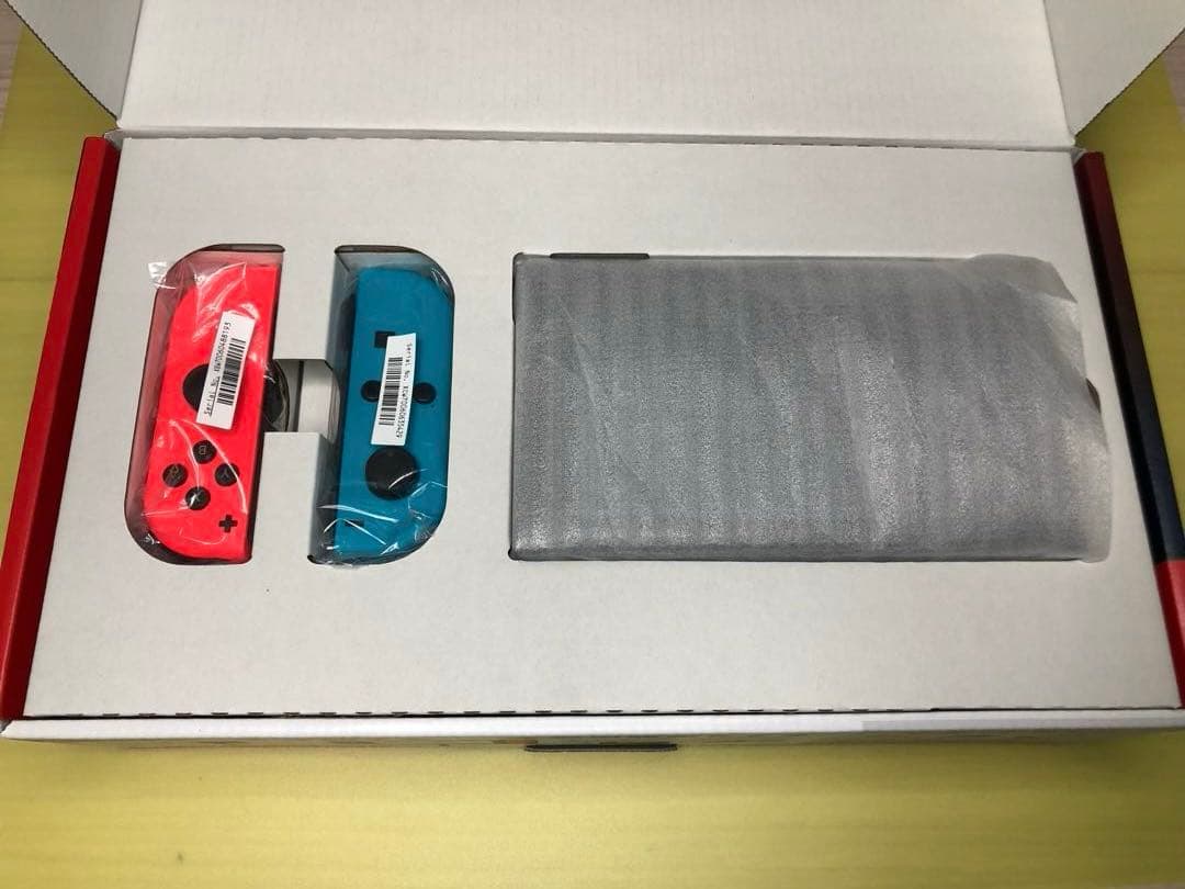 Nintendo Switch本体/プロコン2個付