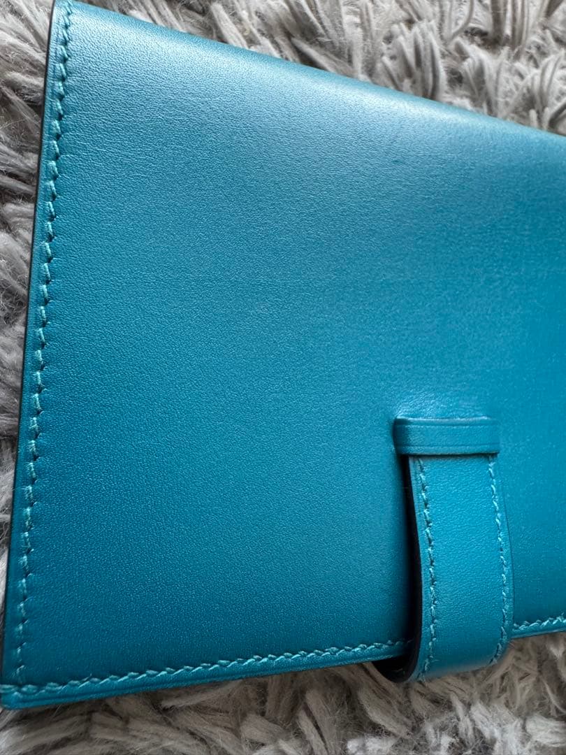 【極美品】HERMES エルメス　 べアン　コンパクト　青　ブルー　シルバー金具