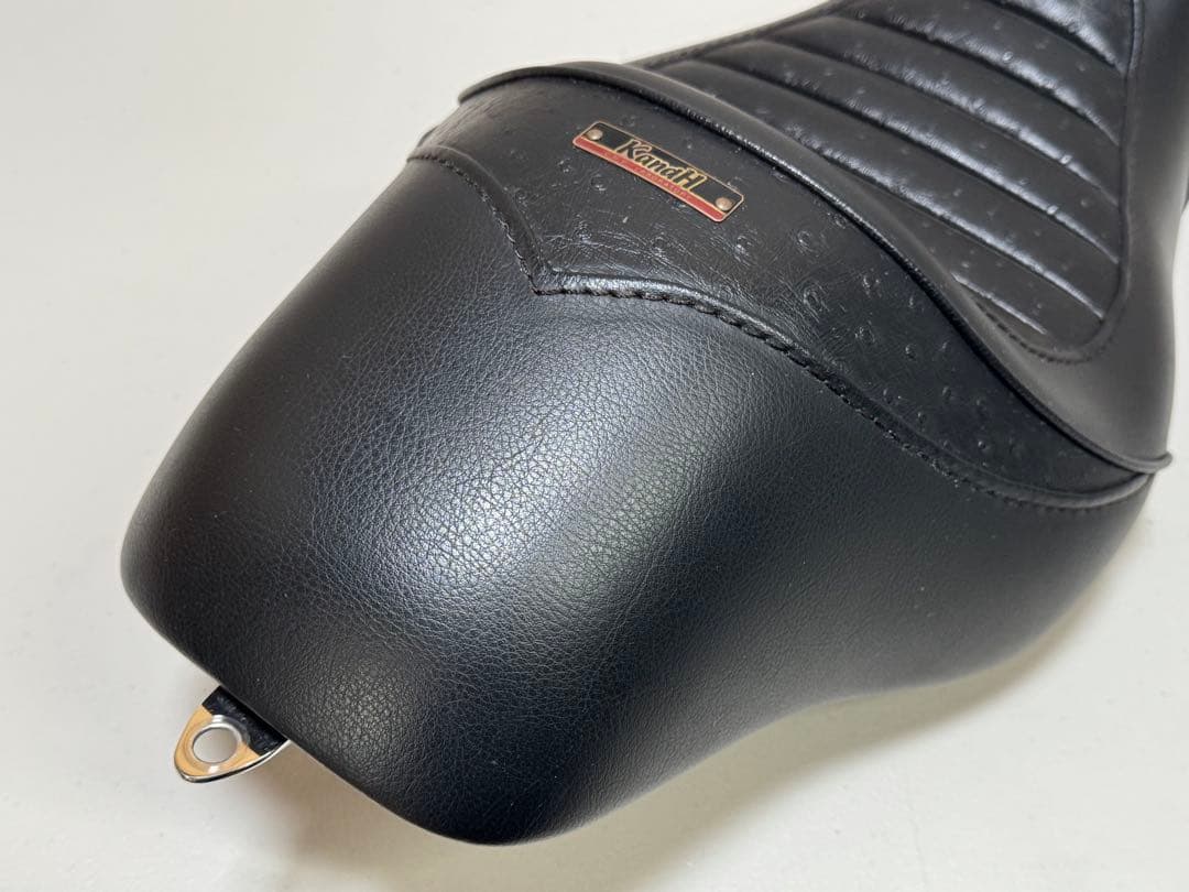 Ｋ＆Ｈ　人気　ソロシート　スポーツスター　04以降　XL 883 04-
