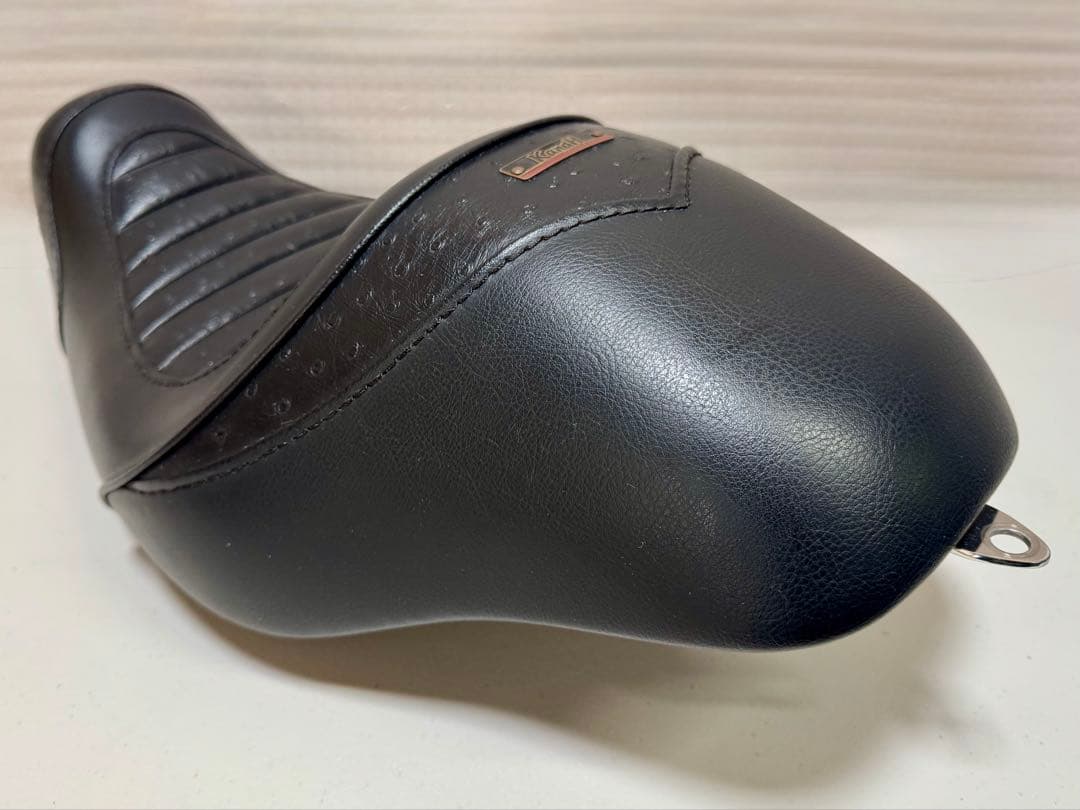 Ｋ＆Ｈ　人気　ソロシート　スポーツスター　04以降　XL 883 04-