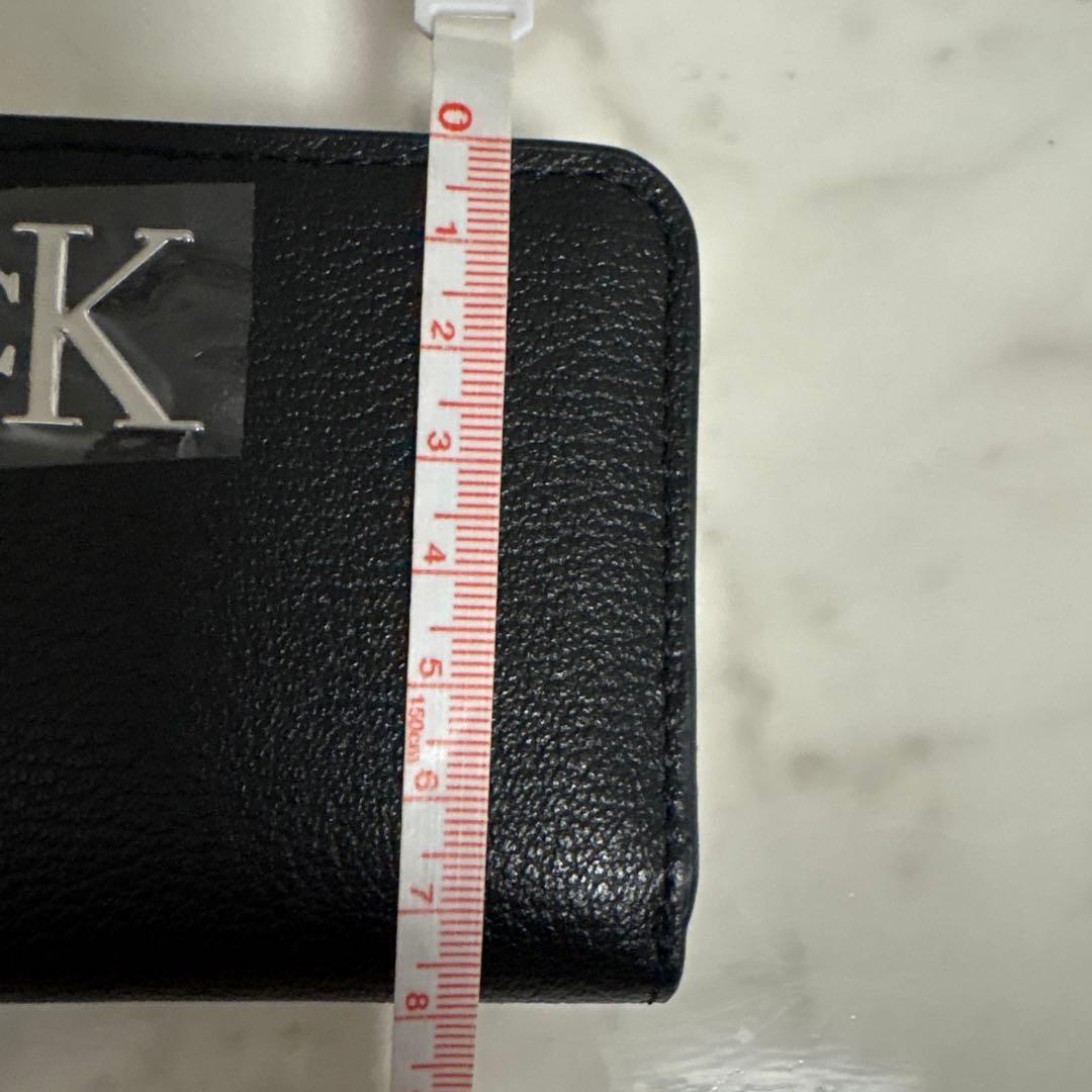 新品未使用　カルバンクライン　二つ折り財布