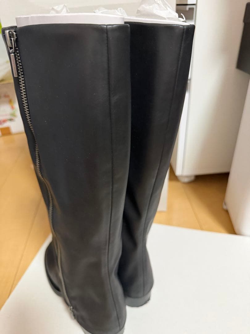 CHARLES & KEITH Louise ルーイ サイドジップロングブーツ