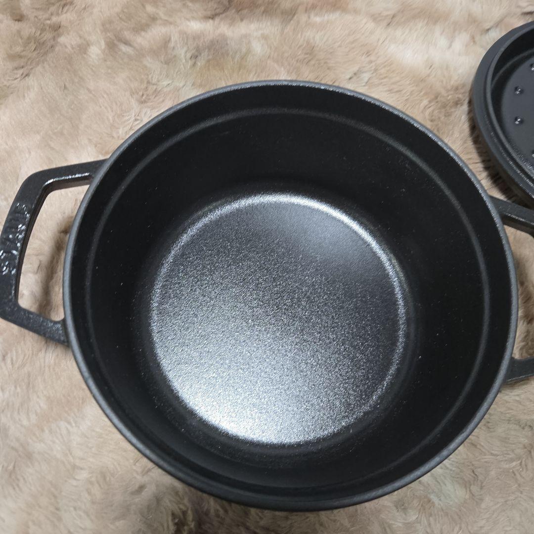 staub ストウブ ピコ ココット ラウンド ブラック 22cm 2.6L