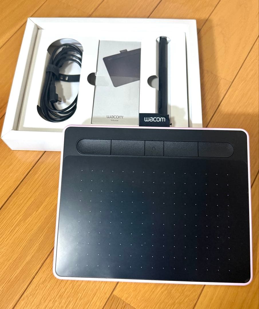 未使用　Wacom Intuos Small ワイヤレス　CTL-4100WL