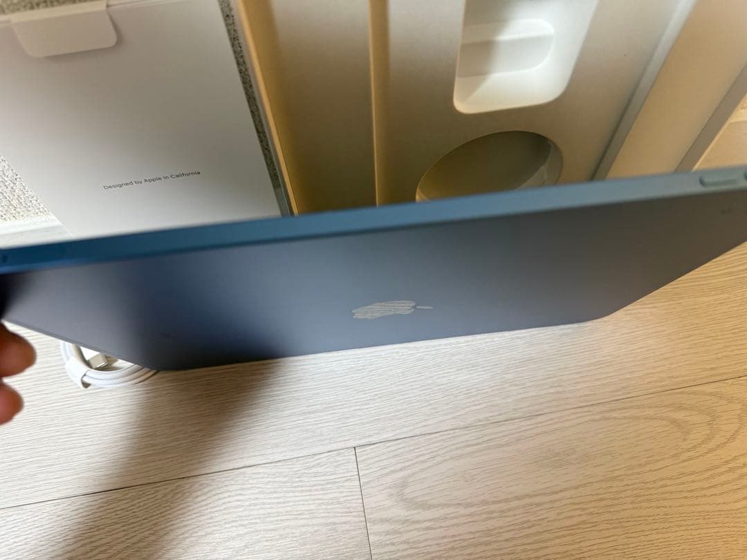 iPad 10.9インチ 第10世代 Wi-Fiモデル 64GB ブルー 美品