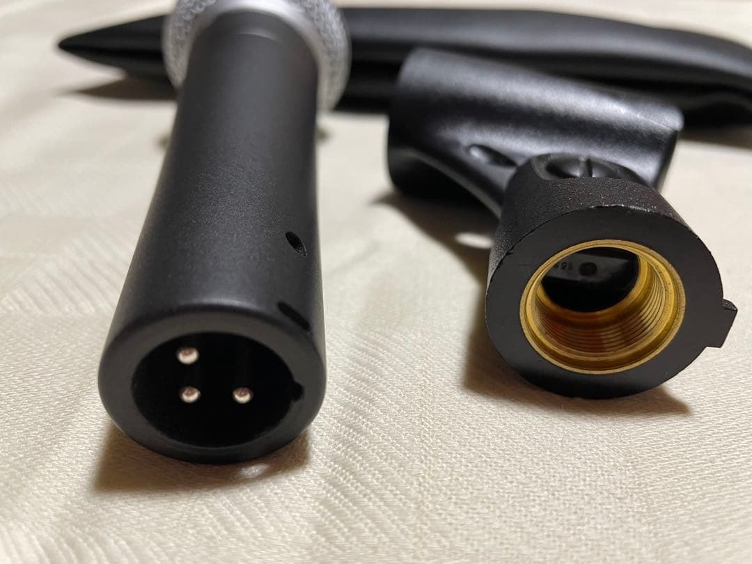 SHURE SM58 ダイナミックマイク 本体とケース付き