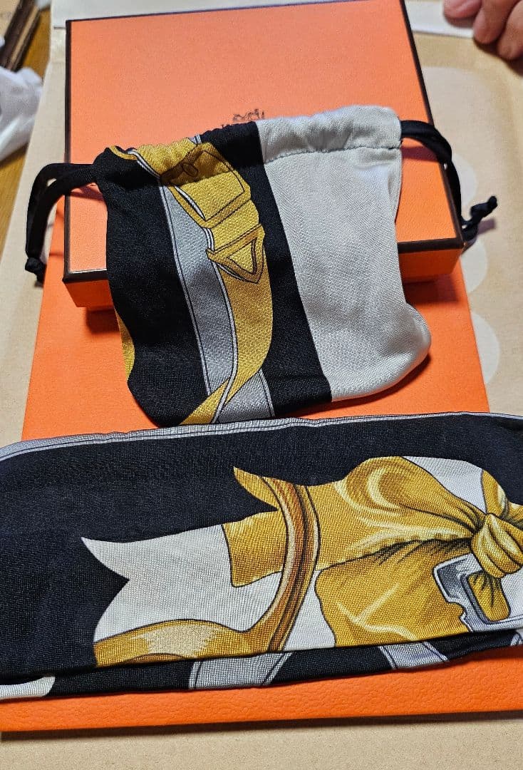 HERMES スカーフデザイン ヘアバンド