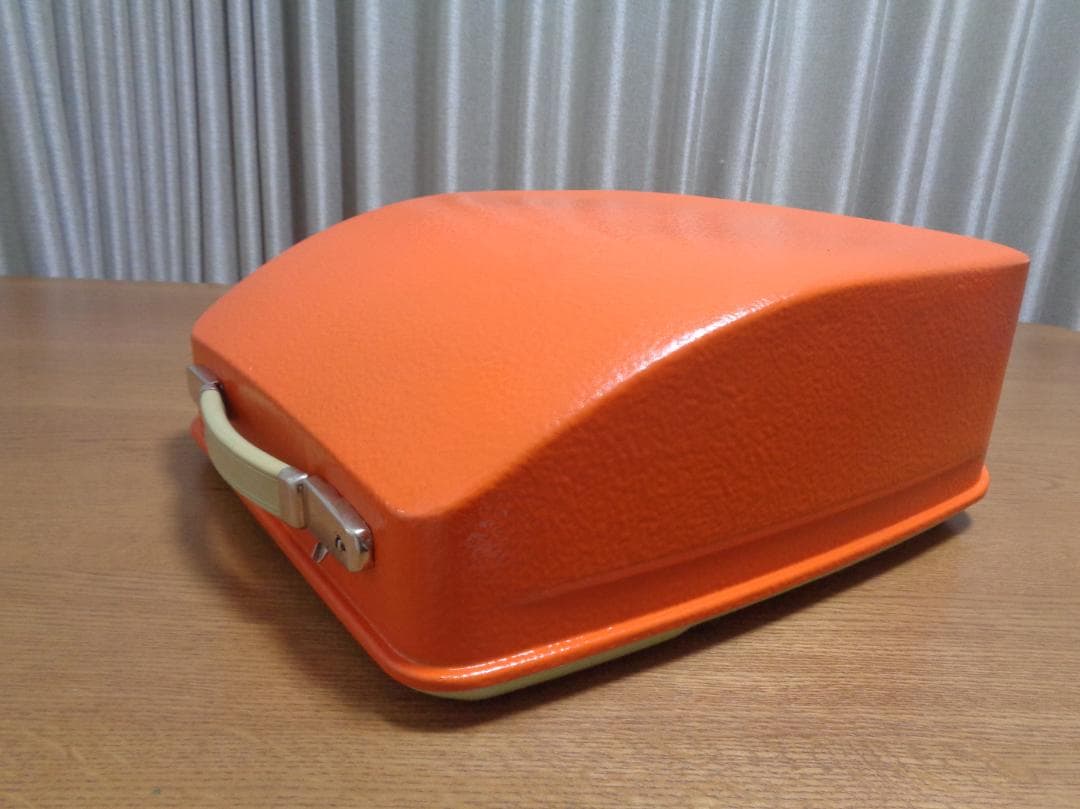 実働品　HERMES3000 エルメスタイプライター ポップ調にカスタムカラー