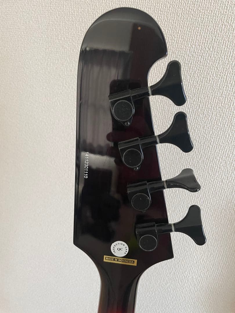 Epiphone Thunderbird IV-PRO ベース