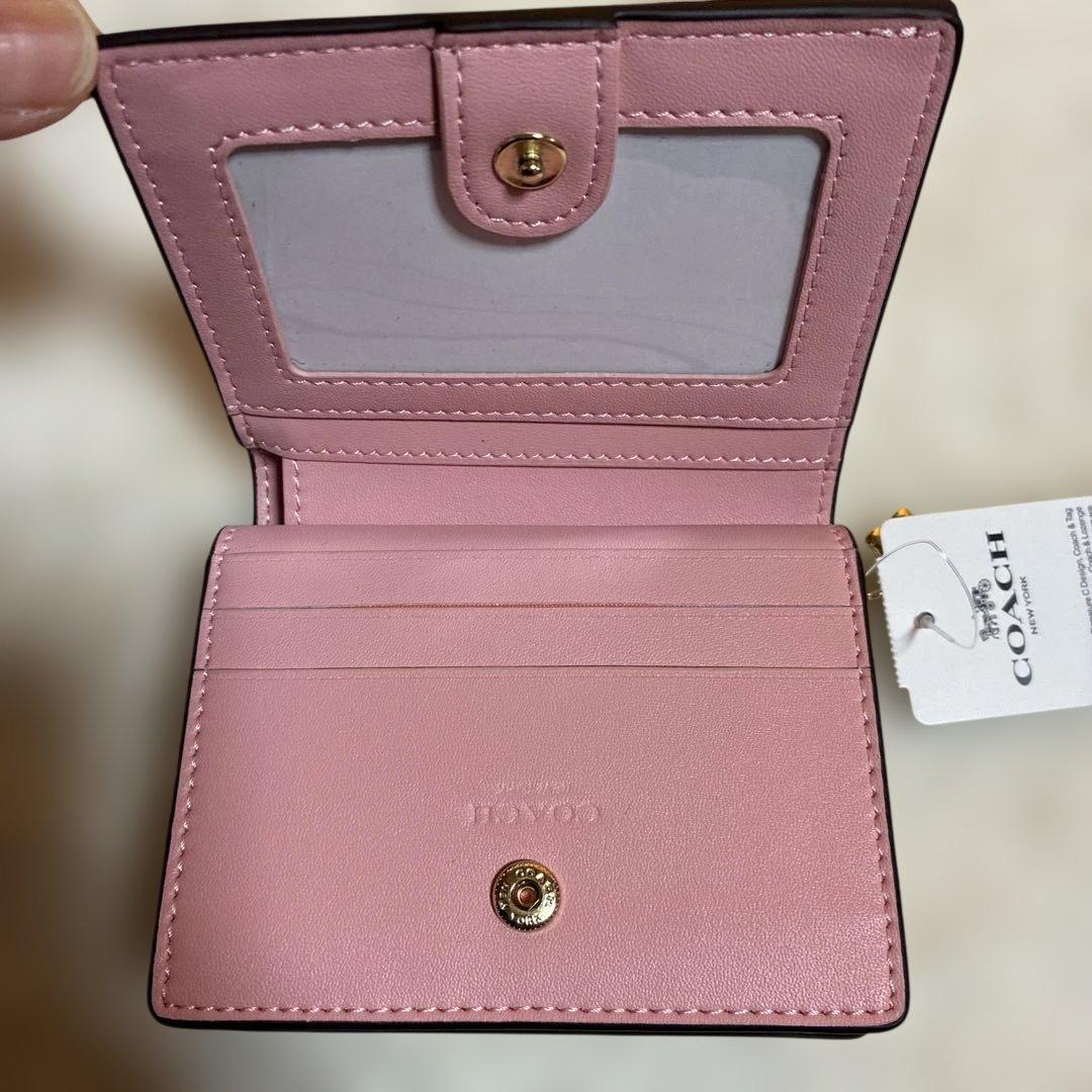 【新品未使用】COACH コーチ　二つ折り　財布　ピンク