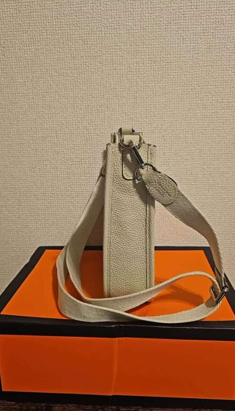 エルメス エブリン16 ミニ ホワイト レザー ショルダーバッグ