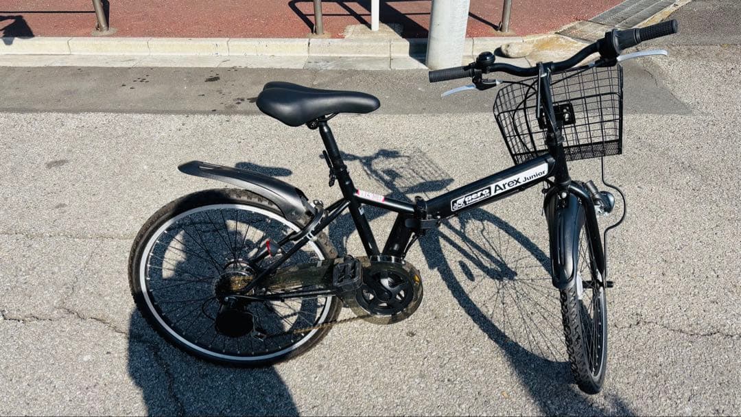 「悪魔」美品・即乗りOK24インチ折りたたみ自転車6段変速カゴ鍵ライト付き