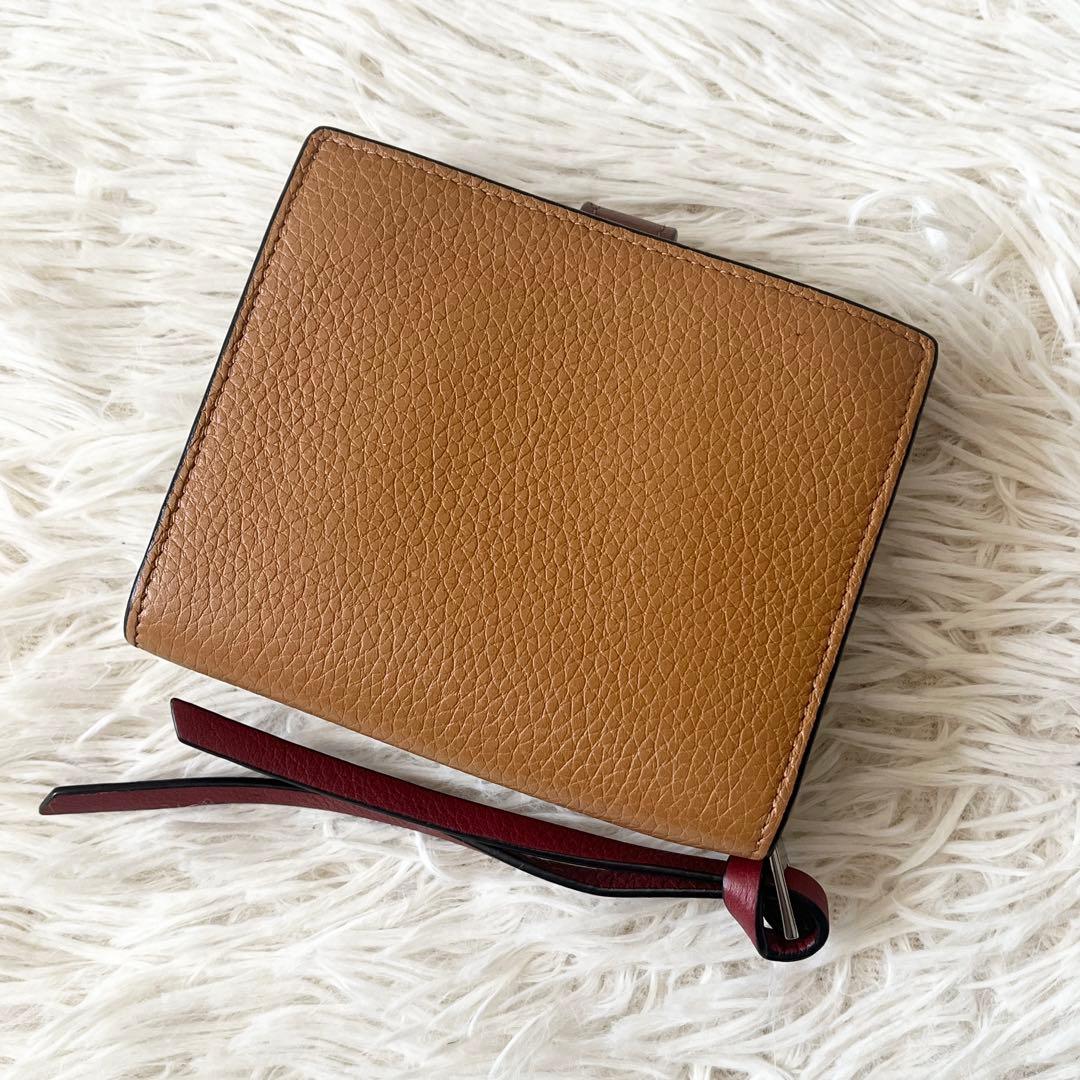 LOEWE 二つ折り財布 ブラウン　コンパクト　キャラメル　ピーカン