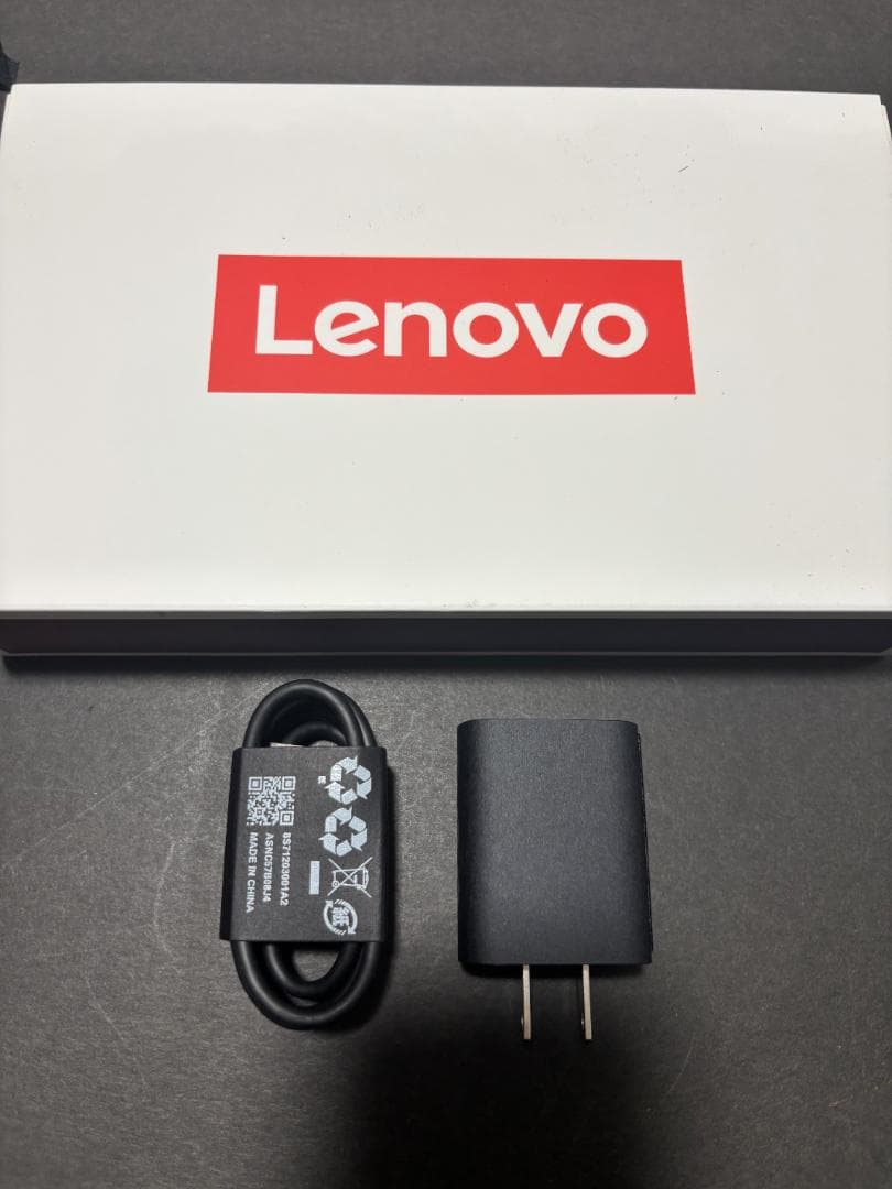 d*i様 lenovo tab k9　レノボ　タブレット　美品