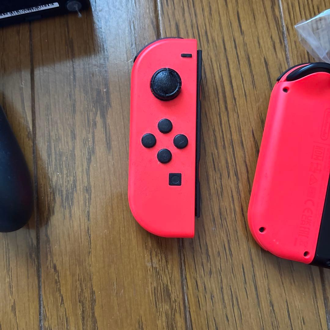 Nintendo Switch 本体　Joy-Con3個付き