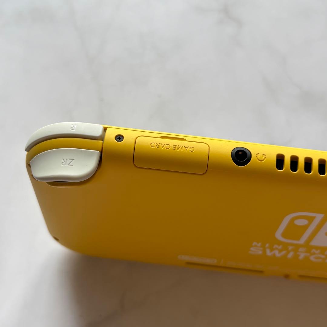 Nintendo Switch Light　本体　イエロー