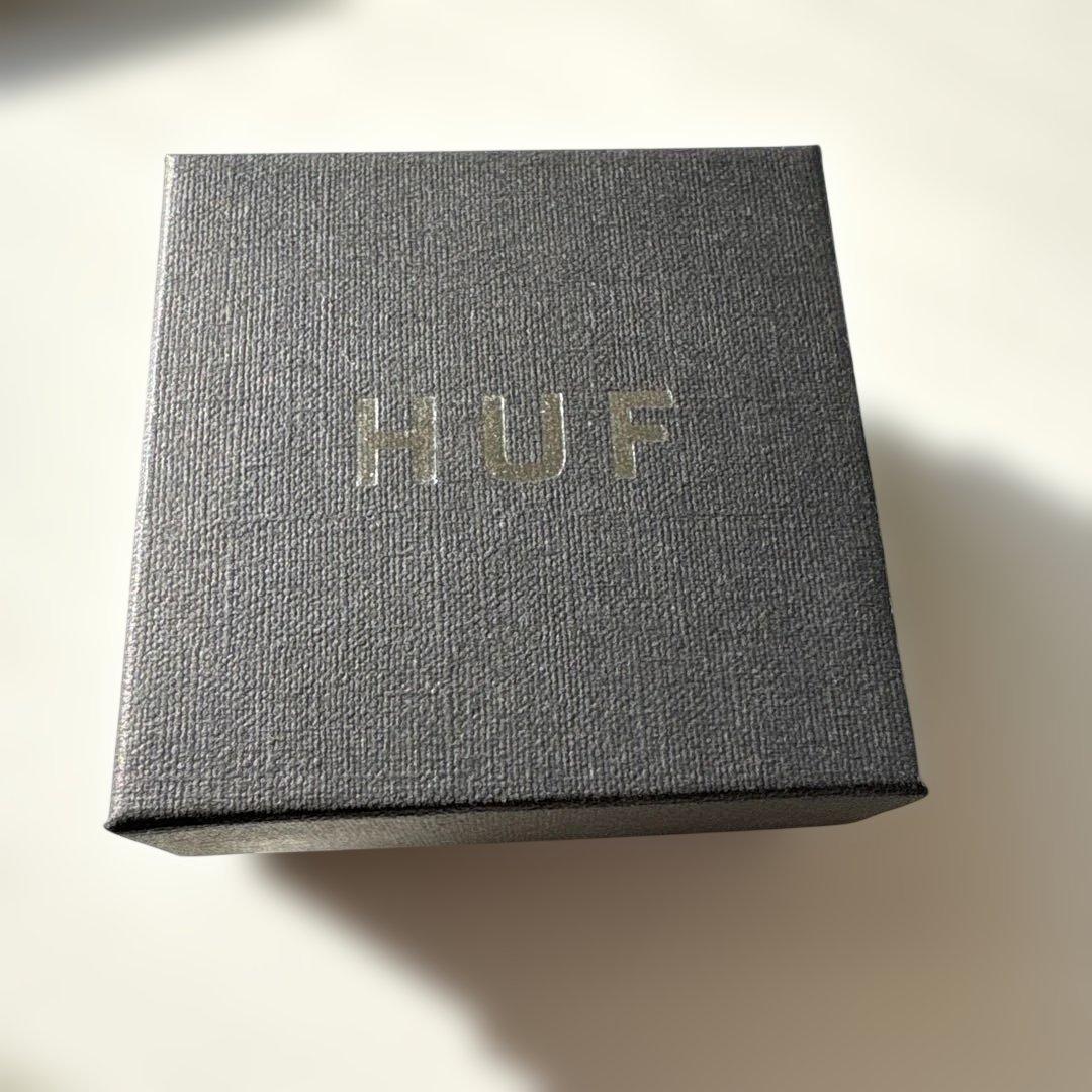 HUF ペンダントネックレス