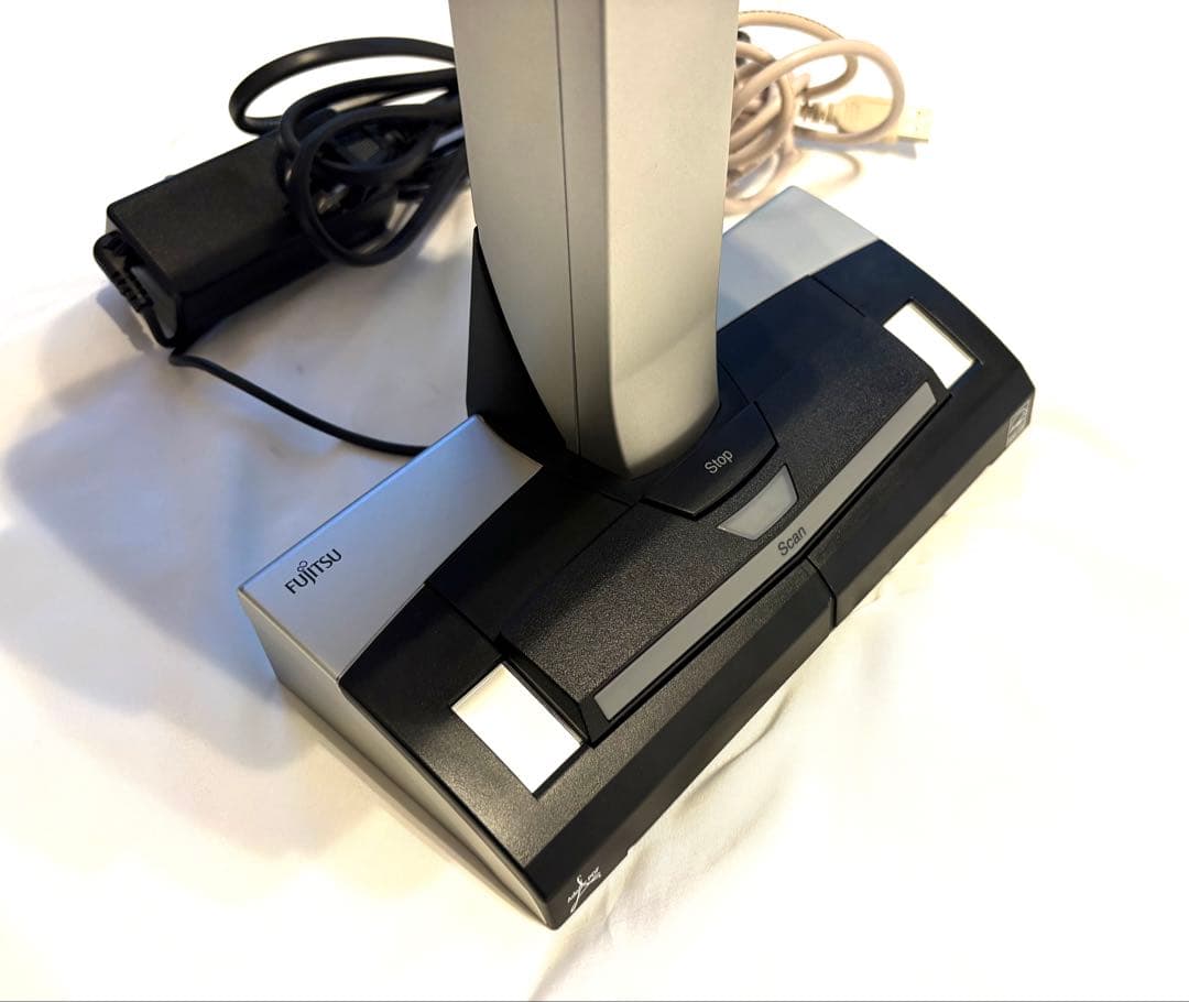 富士通 ScanSnap FI-SV600 ドキュメントスキャナー