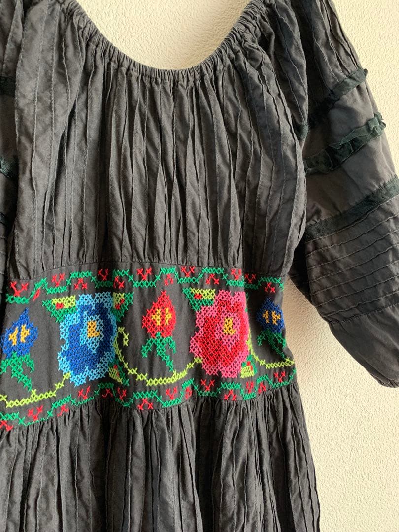 70s vintage メキシコ刺繍ドレス　ワンピース