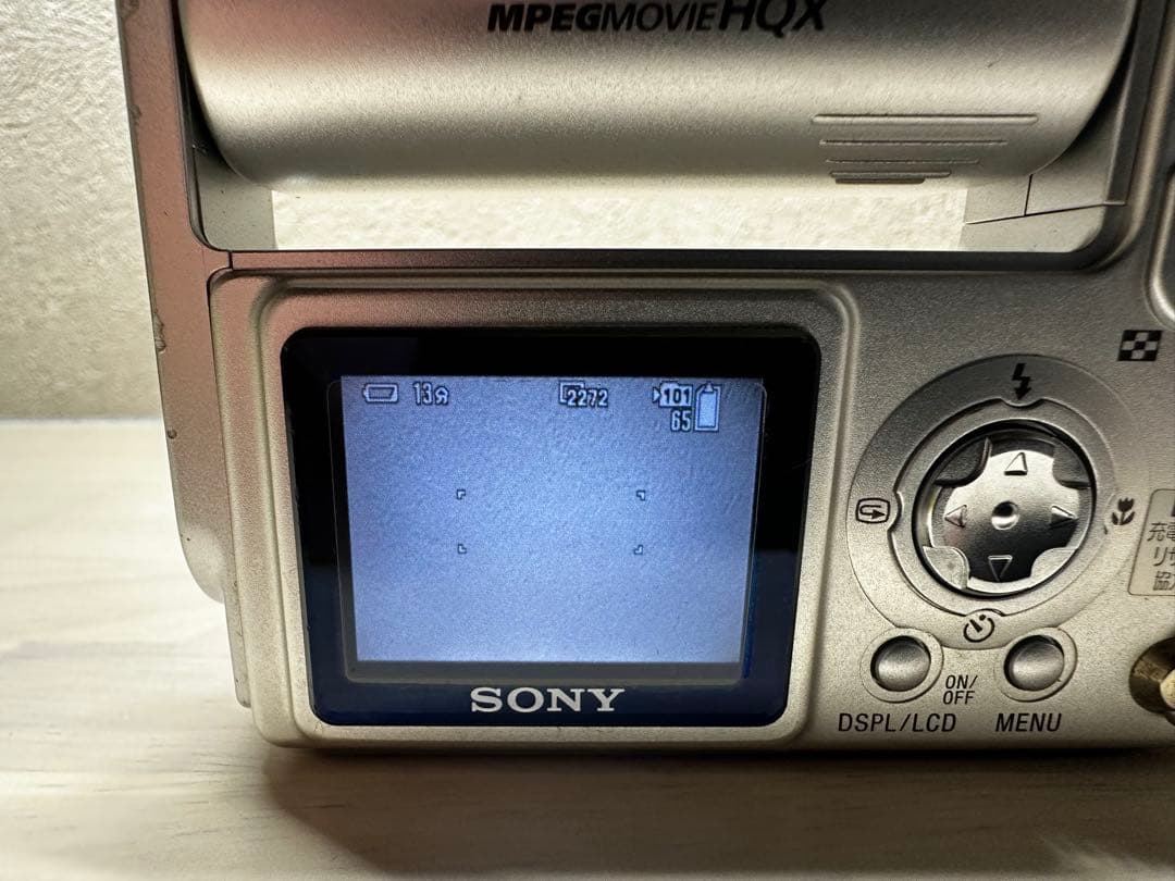 充電器付【希少】SONY Cyber-shot DSC-F77 コンデジ シルバ