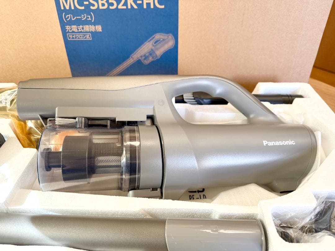 Panasonic コードレス掃除機 MC-SB52K-HC 本体