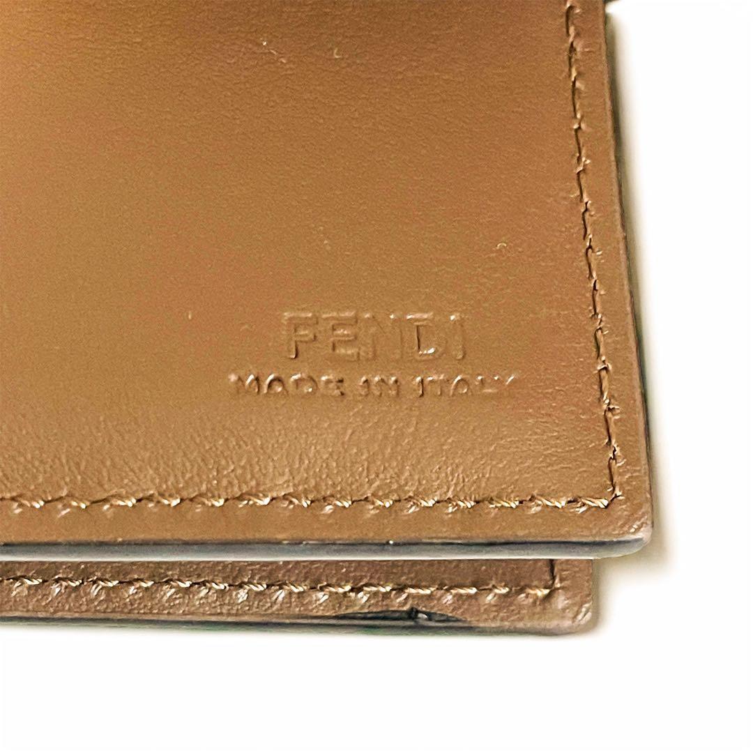 未使用級 FENDI FF is FENDI 二つ折り財布 付属品一式有り