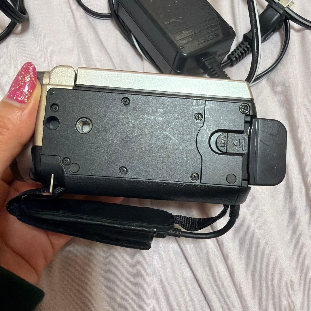 Sony HDR-CX560 ビデオカメラ 充電器コード