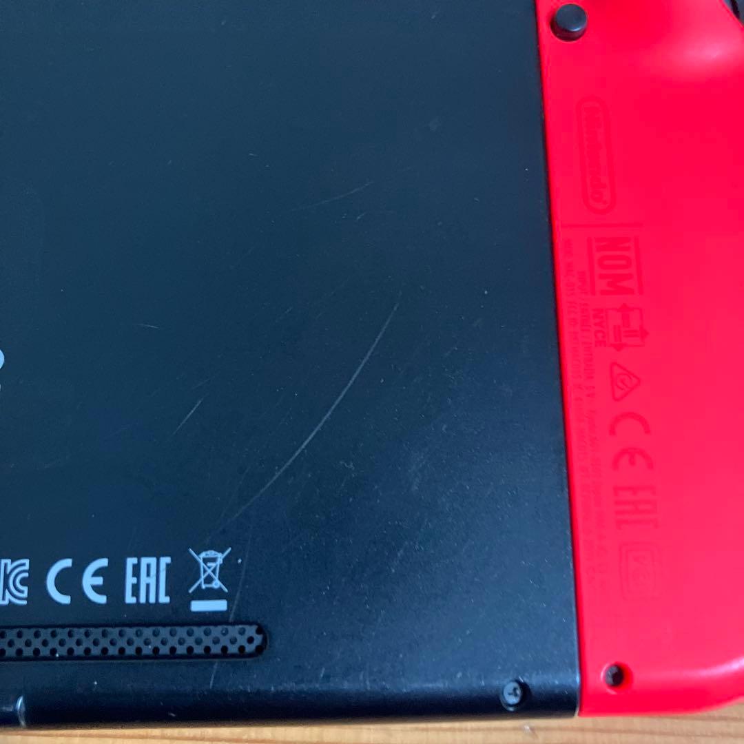 M*n様 Nintendo Switch 本体 赤/青