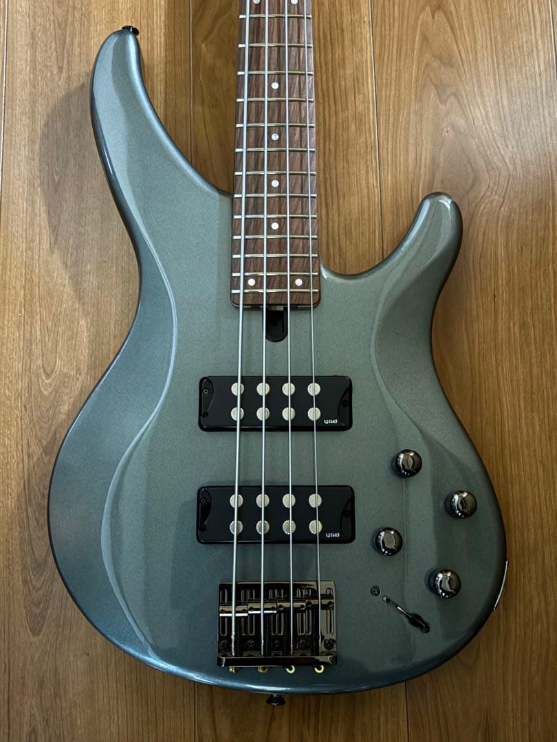 YAMAHA TRBX304〔アクティブベース〕