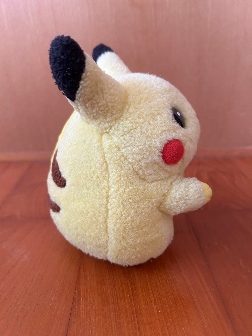 ピカチュウ ぬいぐるみ 初期