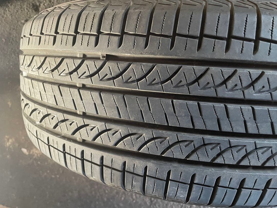 専用　YOKOHAMA 235/65R19 タイヤ 2021年製