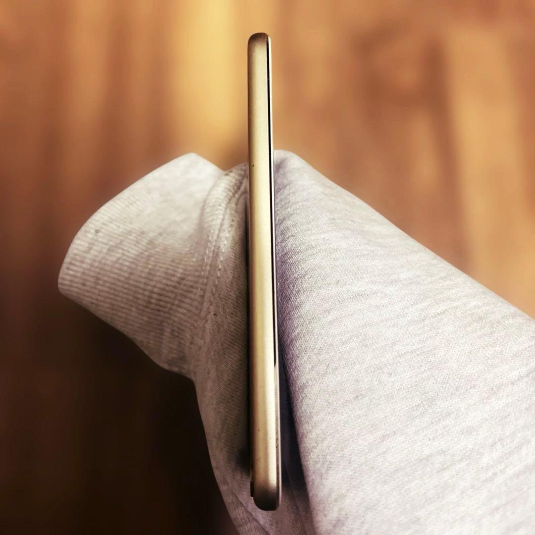 【超美品】Apple iPod Touch 第6世代 64GB ゴールド
