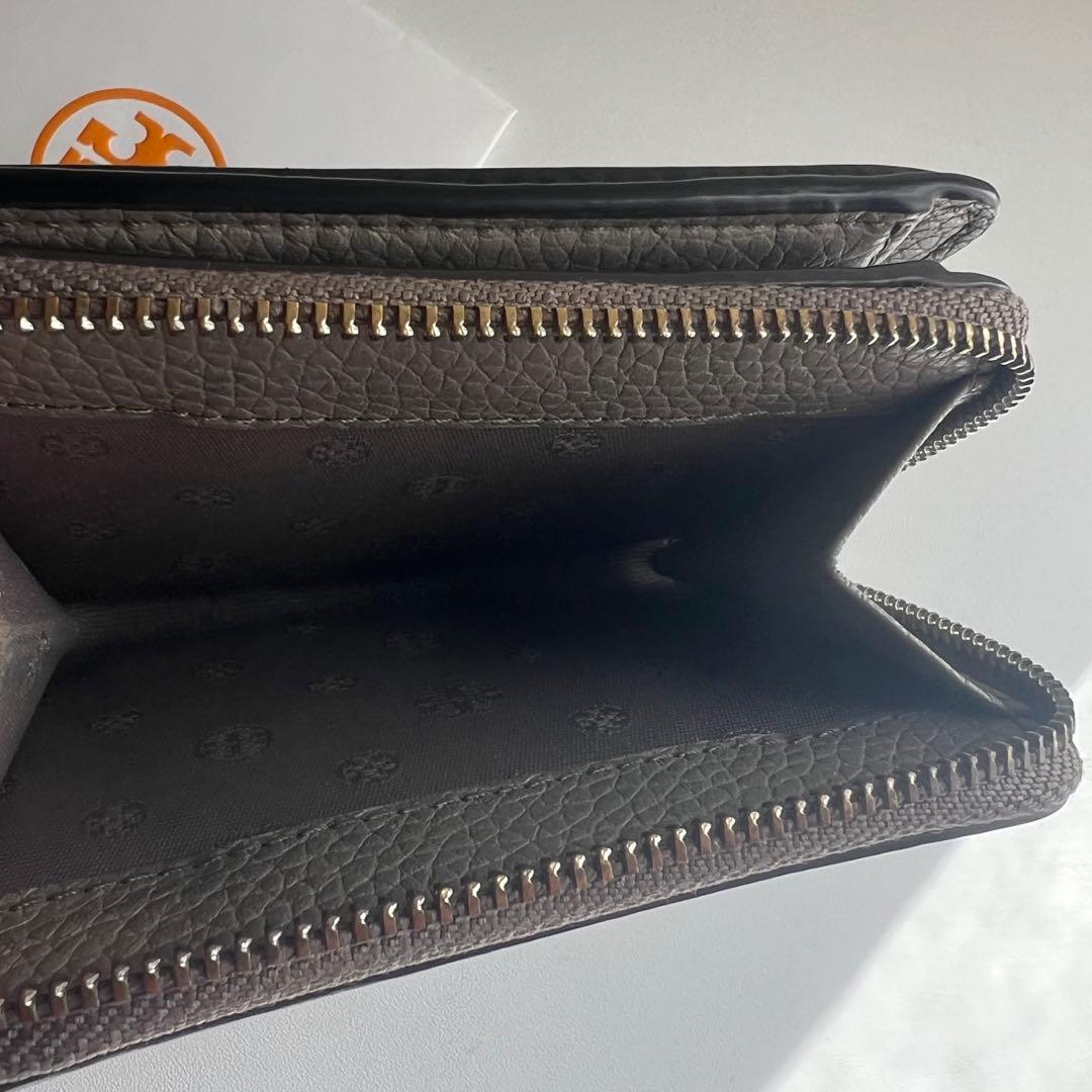 176 極上美品 TORYBURCH トリーバーチ 2つ折り財布