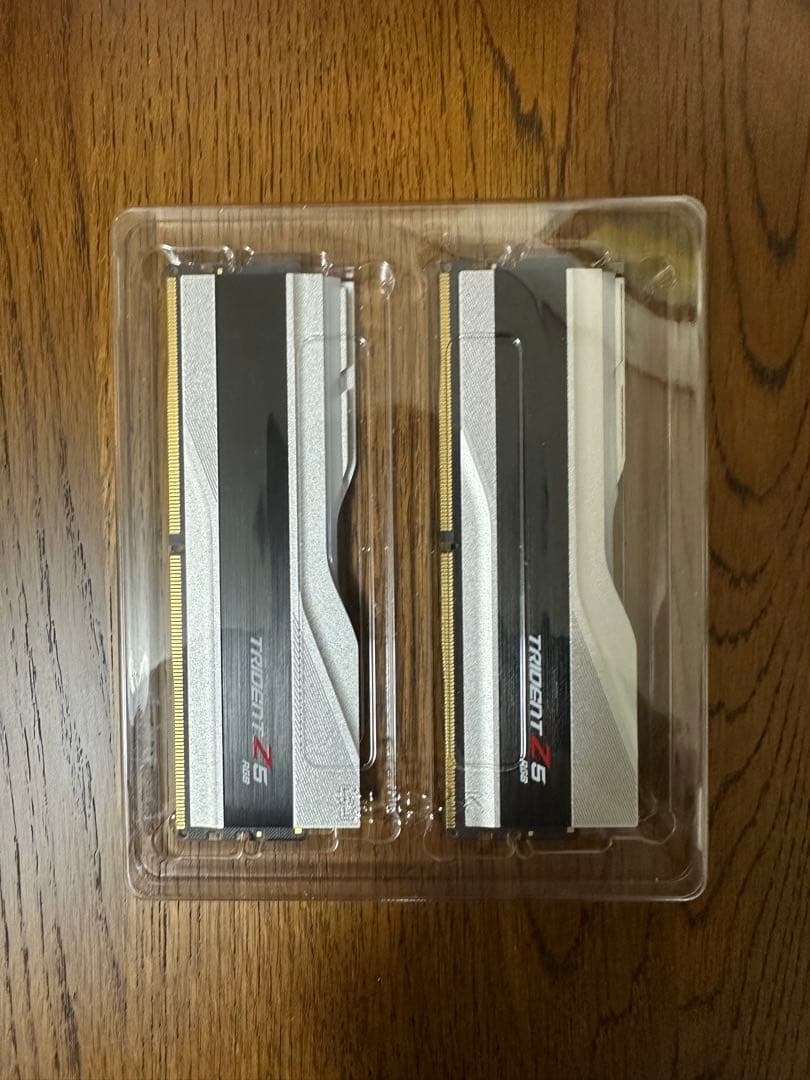 メモリー G.Skill TridentZ5RGB DDR5-6000 32GB 16x2