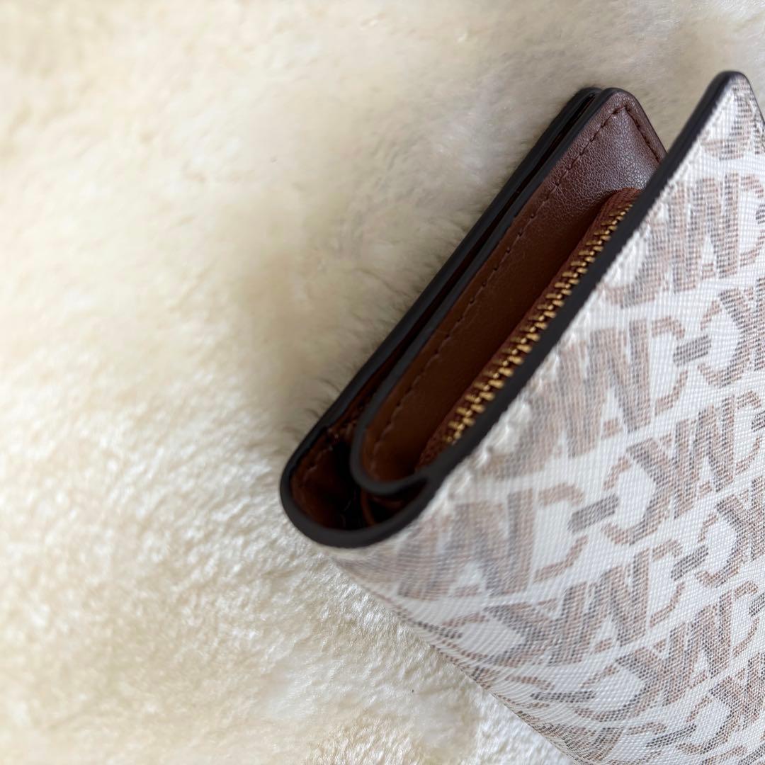 【美品‼︎】MICHAEL KORSマイケルコース二つ折財布　未使用に近い♡