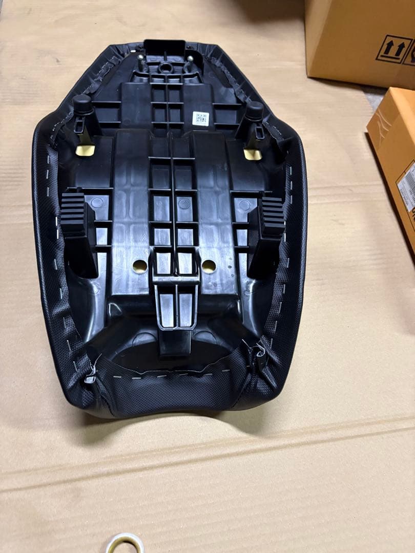 (鯉太郎) vストローム250 ローシート