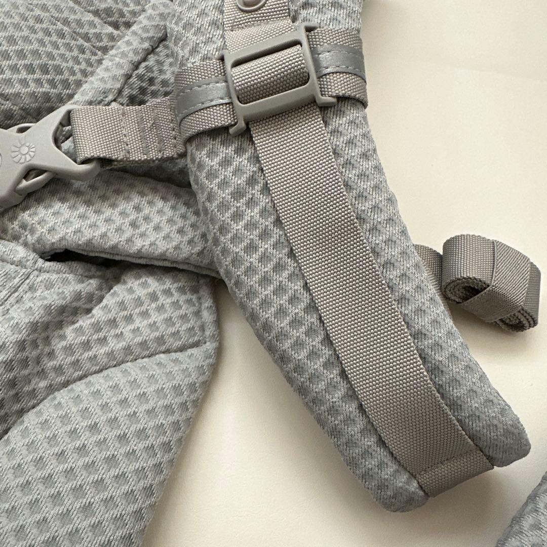 美品　エルゴ　ergobaby OMNI　Breeze 抱っこひも パールグレー