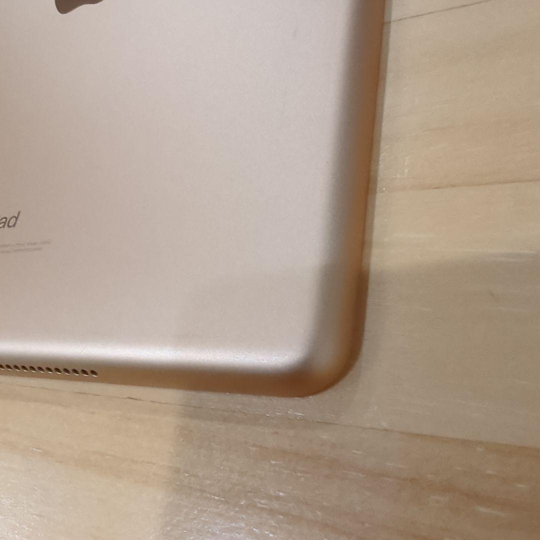 iPad 第6世代 9.7インチ　ローズゴールド