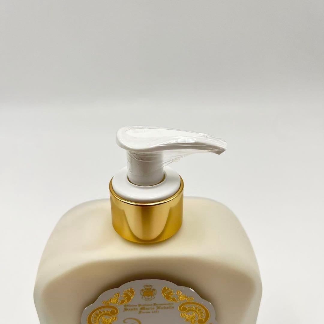 未使用品 サンタマリア ボディーミルク アックアデッラレジーナ 250ml