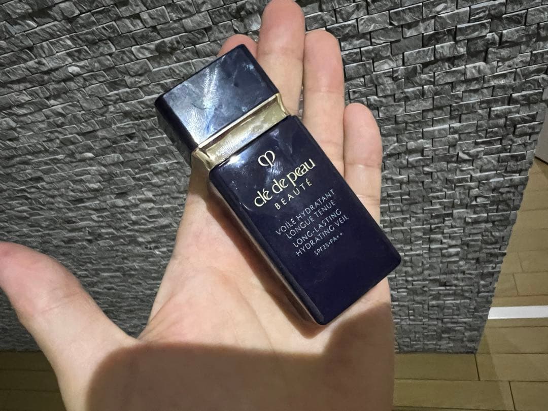 新品クレ・ド・ポーボーテ ヴォワールイドラタンロングトゥニュ30ml SPF25