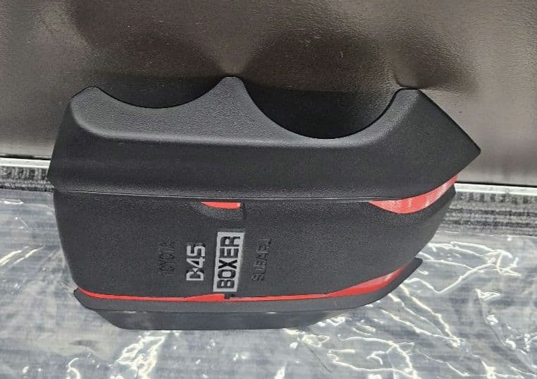 【専用】美品　TOYOTA GR86 D-4S BOXER エンジンカバー