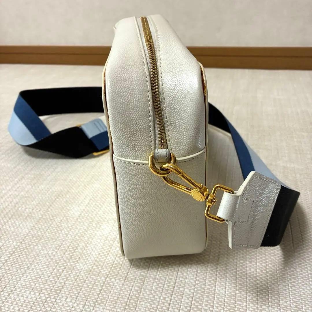 美品✨FURLA BRAVAブラーヴァ　ショルダーバッグ　アイボリー