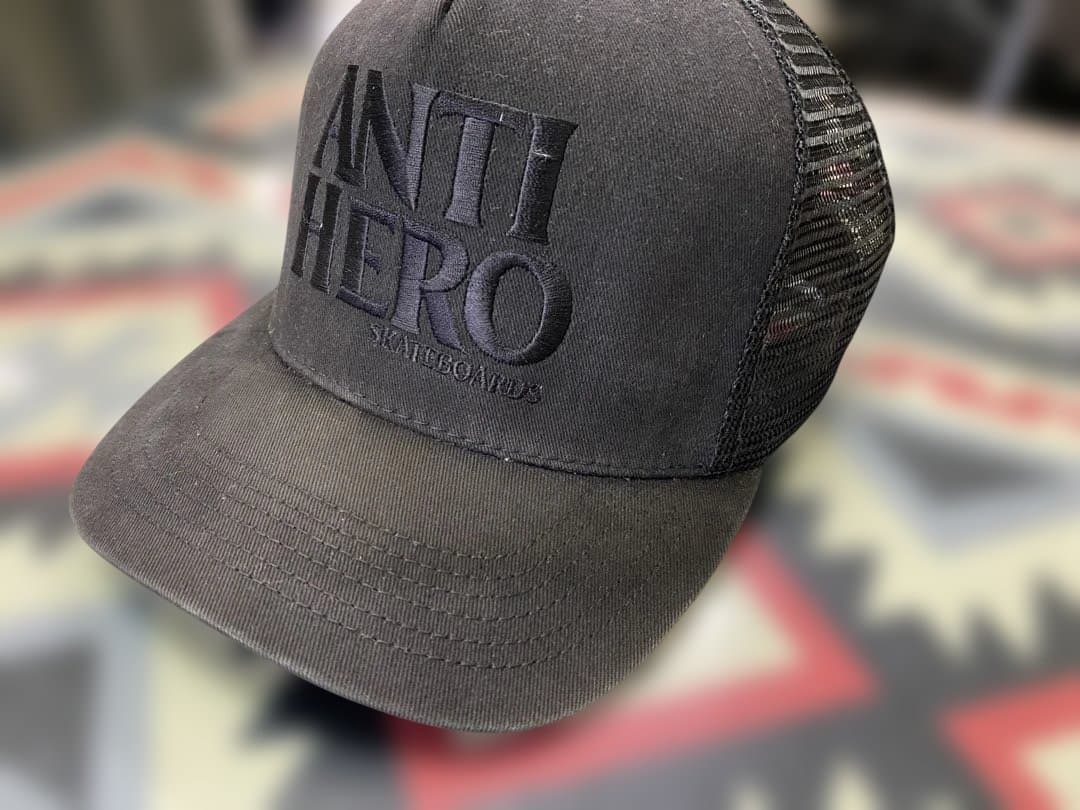 ANTI HERO ブラック メッシュキャップ　黒／黒 アンタイヒーロー