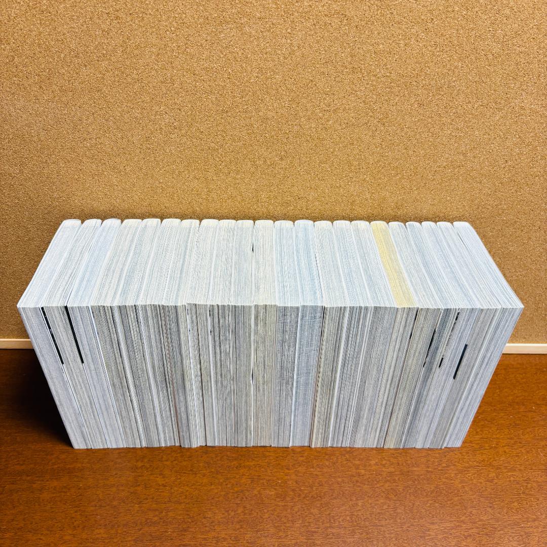 【コミック】 ベルセルク 新装版 1巻～43巻 + 関連本4冊 計４７冊