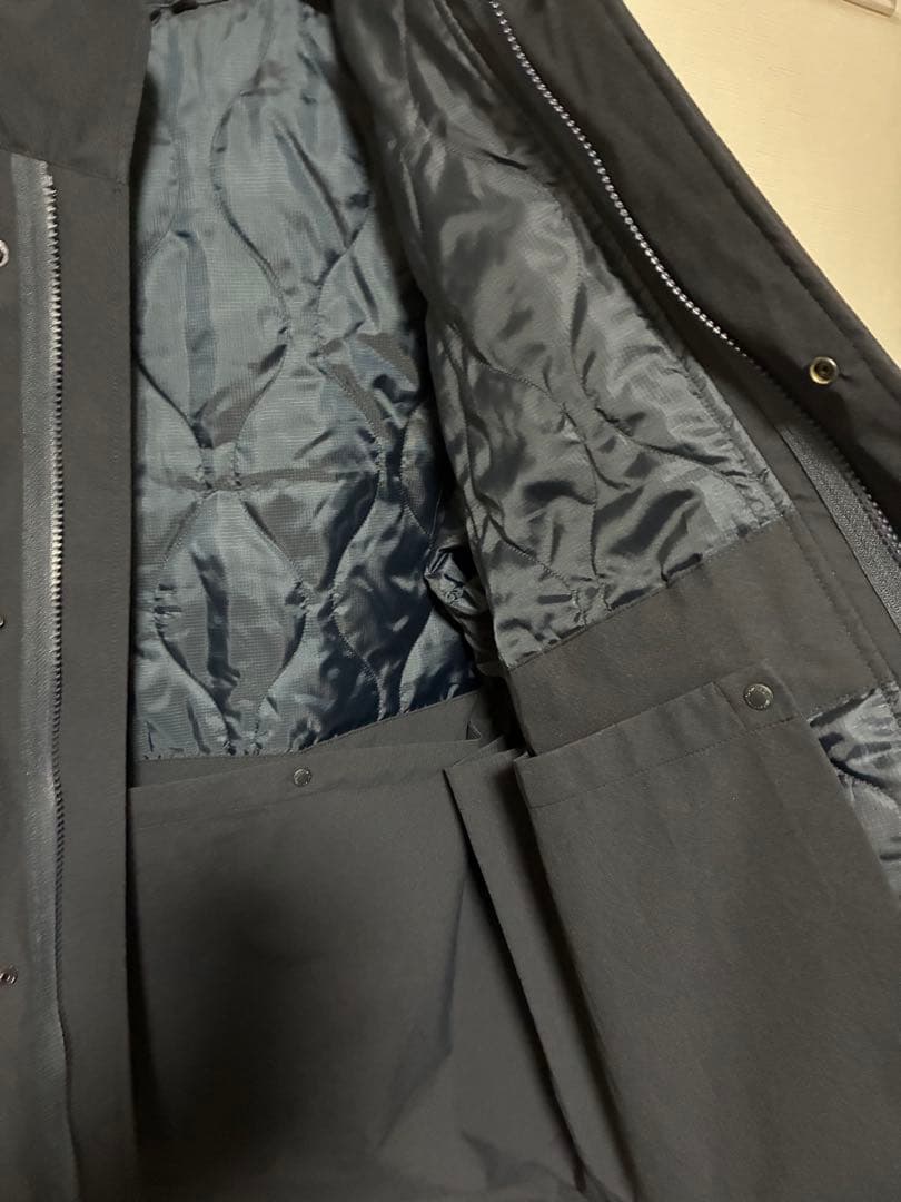 パデッドシェルパーカ　ENGINEERED GARMENTS Mサイズ ネイビー