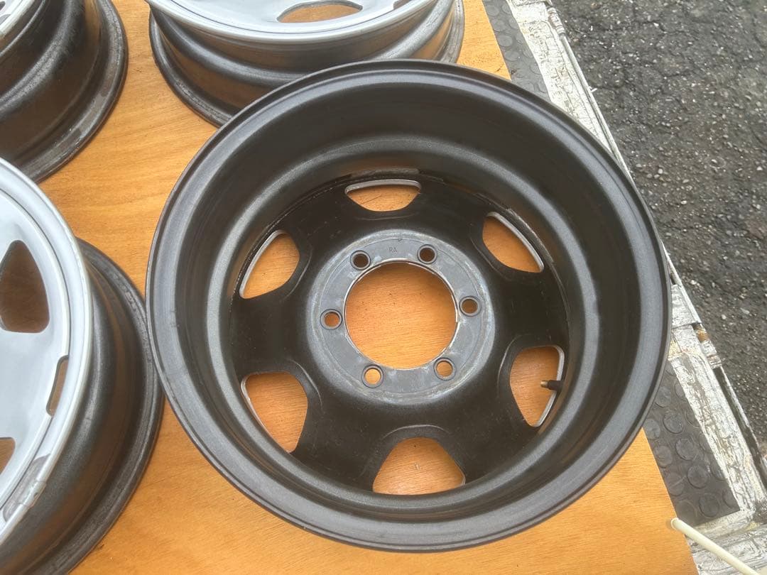 ハイエース　4本セット　鉄チン　鉄ホイール　15×6J