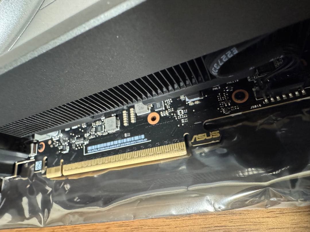 【新古品】ASUS ROG Astral RTX 5090 BTF