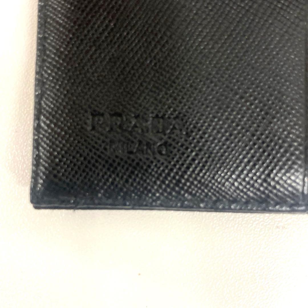 PRADA ブラック 三つ折り財布⭐︎