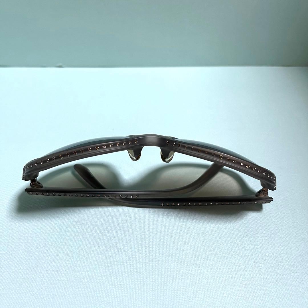 ◆CHANEL ◆シャネル ストーン サングラス グレージュ